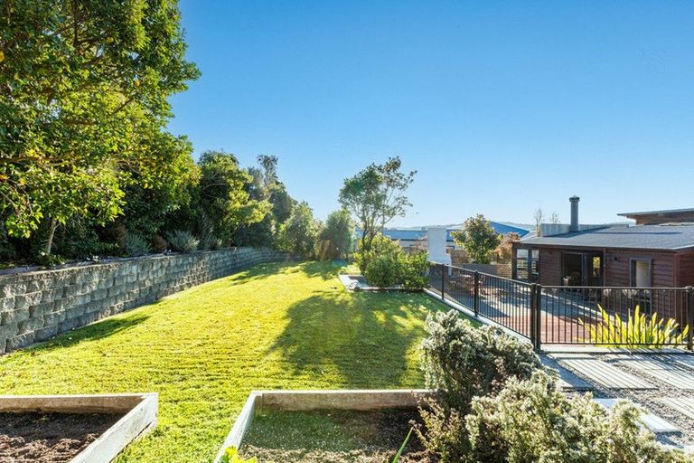 Photo of property in 3 Young Nicks Lane, Whitby, Porirua, 5024