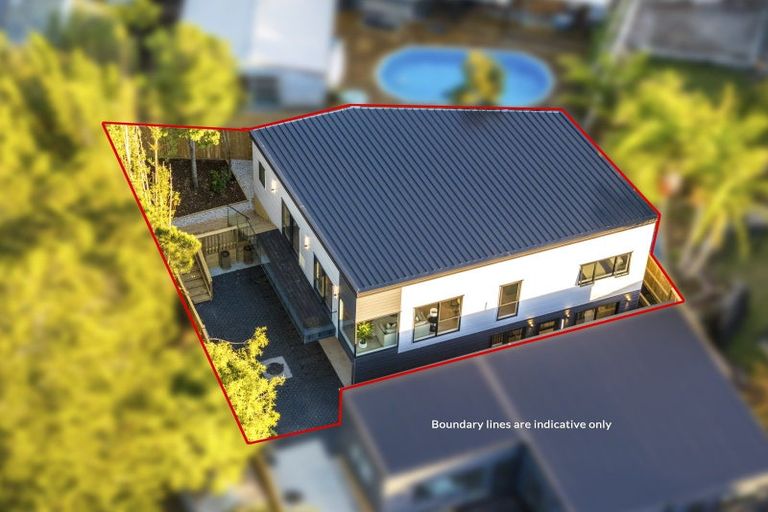 Photo of property in 70b Alexander Avenue, Torbay, Auckland, 0630