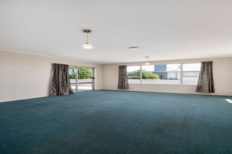 Photo of property in 8 Moana Crescent, Redwoodtown, Blenheim, 7201