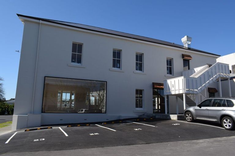 Photo of property in 44 Ponsonby Road, Karori, Wellington, 6012