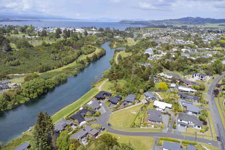 Photo of property in 12 Stevenson Way, Rangatira Park, Taupo, 3330
