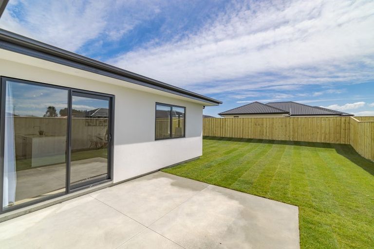 Photo of property in 10 Harlequin Drive, Rolleston, 7614