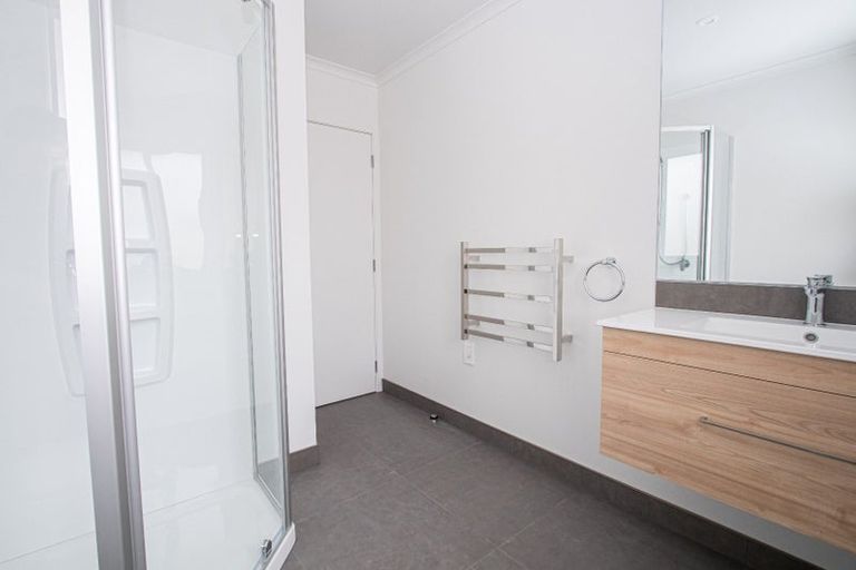 Photo of property in 12u2 Bostonkip Crescent, Fitzroy, Hamilton, 3282