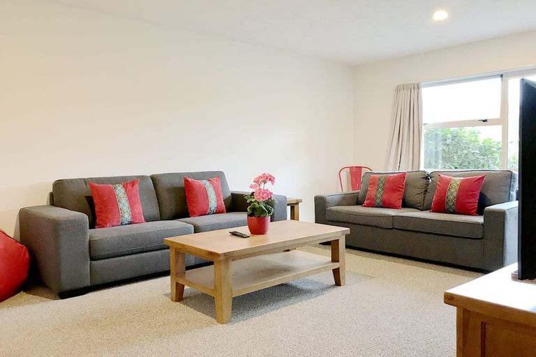 Photo of property in 35 Maxwell Street, Riccarton, Christchurch, 8041