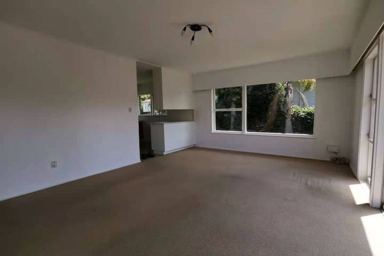 Photo of property in 1/3 Merriefield Avenue, Forrest Hill, Auckland, 0620