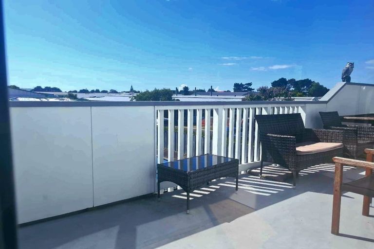 Photo of property in 57 Gray Avenue, Paraparaumu Beach, Paraparaumu, 5032