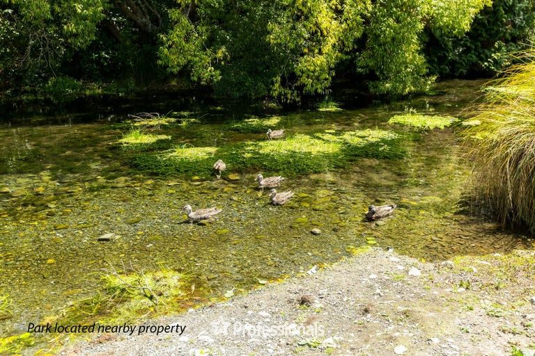 Photo of property in 4f1- Parera Grove, Heretaunga, Upper Hutt, 5018