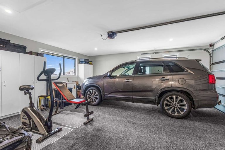 Photo of property in 102 Kupe Drive, Whitianga, 3510