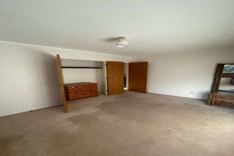 Photo of property in 7 Silverton Place, Churton Park, Wellington, 6037