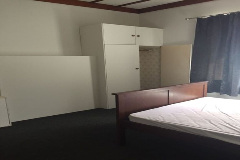 Photo of property in 87 Pacific Drive, Fitzherbert, Palmerston North, 4410