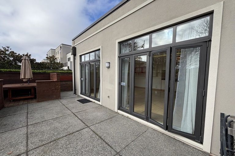 Photo of property in 28 Country Club Terrace, Northwood, Christchurch, 8051