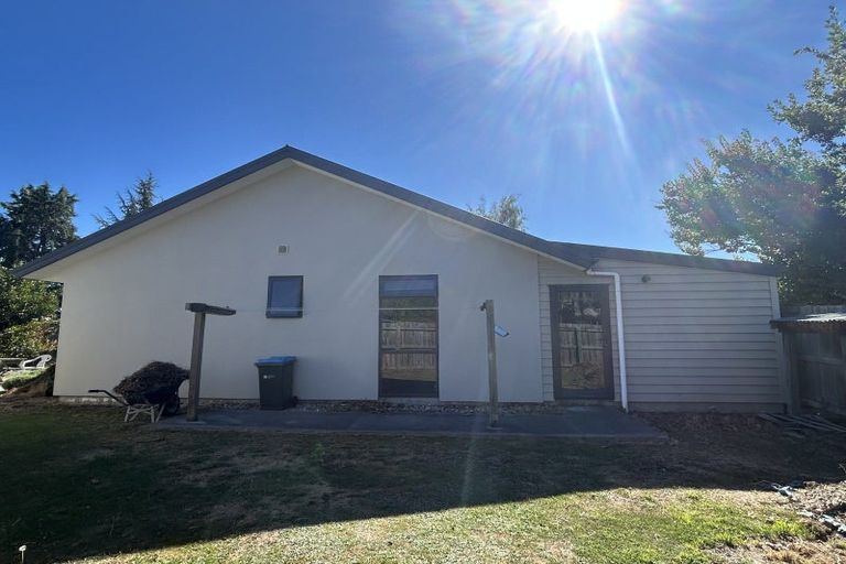 Photo of property in 13 Kowhai Drive, Wanaka, 9305