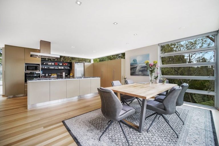 Photo of property in 50 Paturoa Road, Titirangi, Auckland, 0604