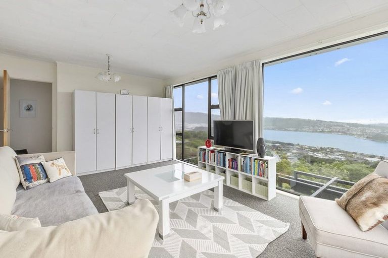 Photo of property in 128 Conclusion Street, Ascot Park, Porirua, 5024