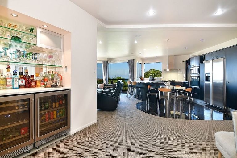 Photo of property in 44 Marellen Drive, Red Beach, 0932