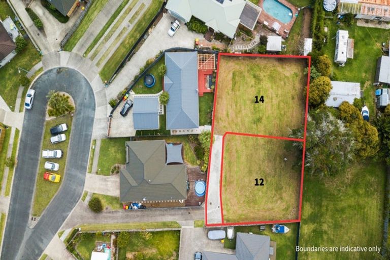 Photo of property in 14 Aitkenhead Court, Parakai, 0830