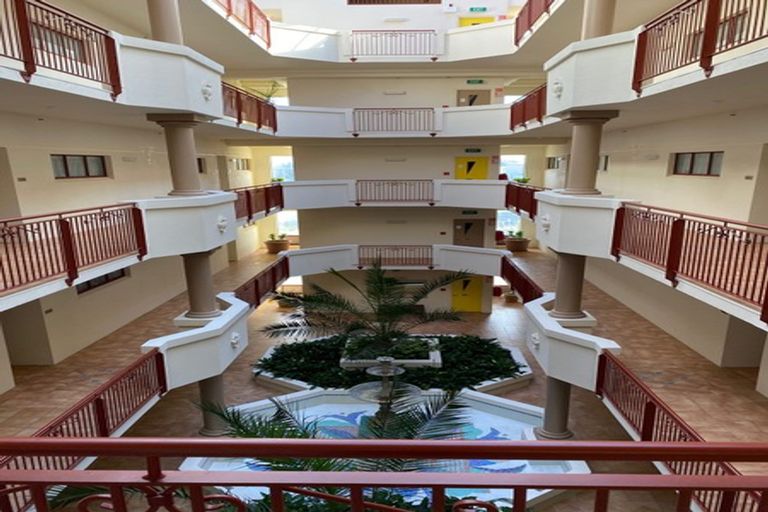 Photo of property in 87a Kilmore Street, Christchurch Central, Christchurch, 8013