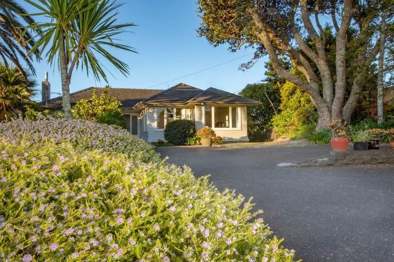 Photo of property in 80 Pleasant Road, Glen Eden, Auckland, 0602