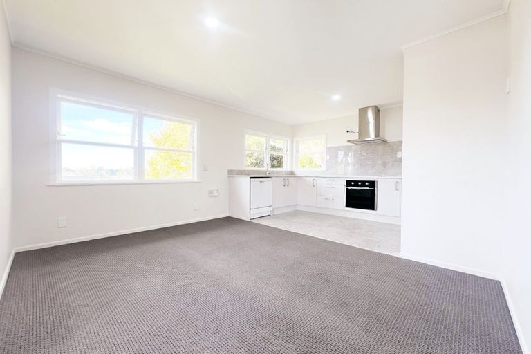 Photo of property in 12 Megan Avenue, Pakuranga Heights, Auckland, 2010