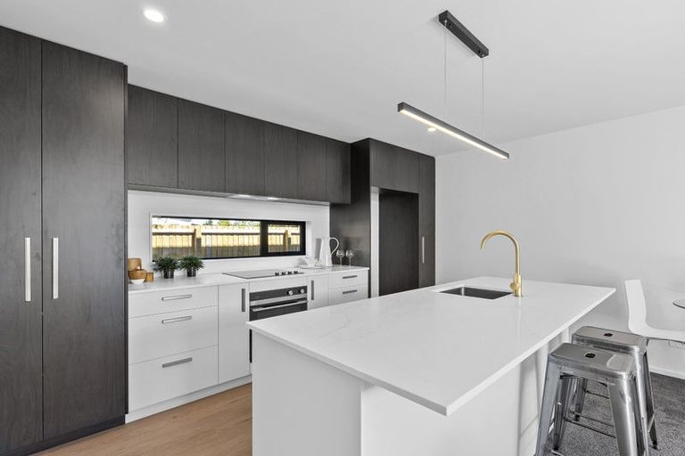 Photo of property in 1/39 Vagues Road, Northcote, Christchurch, 8052