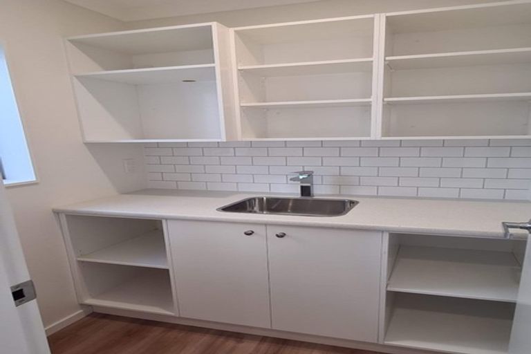 Photo of property in 133 Amesbury Drive, Churton Park, Wellington, 6037