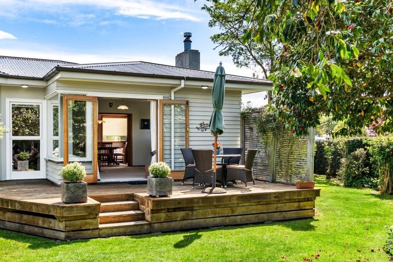 Photo of property in 716 Maxville Drive, Parkvale, Hastings, 4122