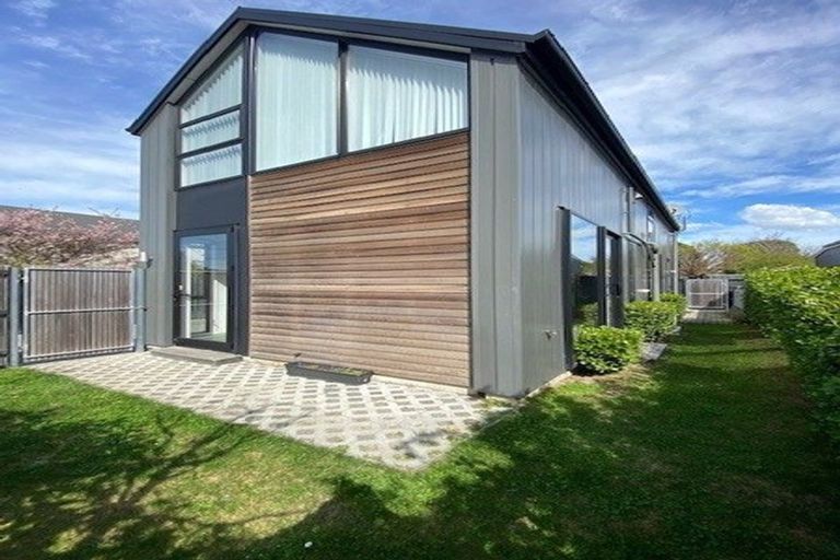 Photo of property in 58 Ward Street, Addington, Christchurch, 8024
