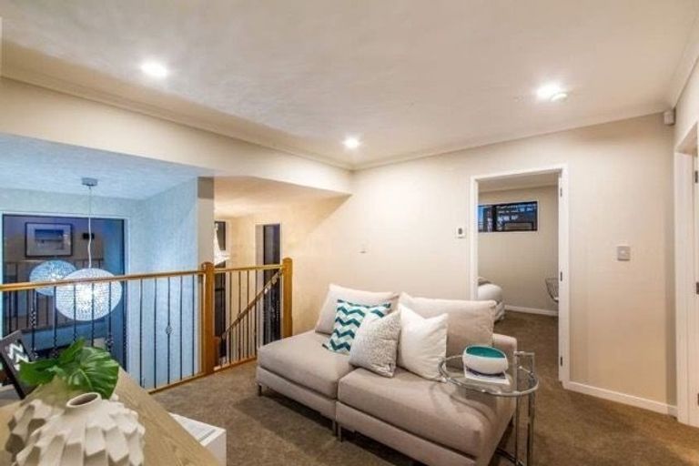 Photo of property in 32 Lockheed Street, Hobsonville, Auckland, 0618