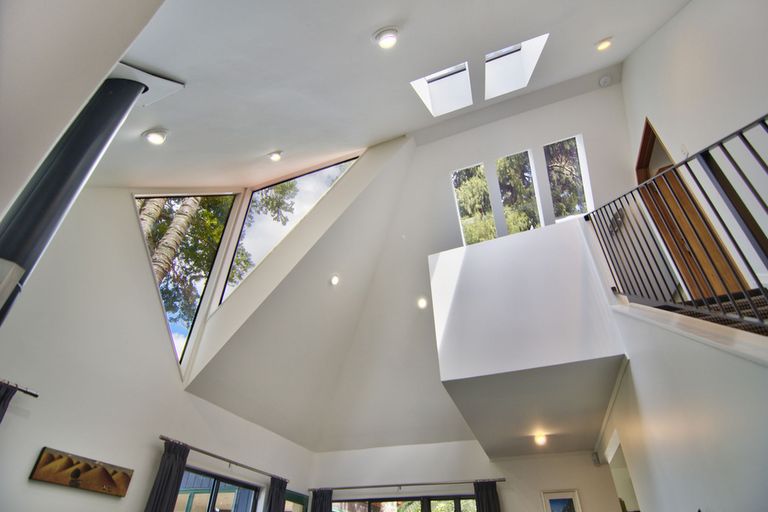 Photo of property in 272 Shaw Road, Titirangi, Auckland, 0604