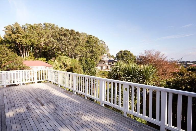 Photo of property in 12 Tamar Street, New Plymouth, 4310