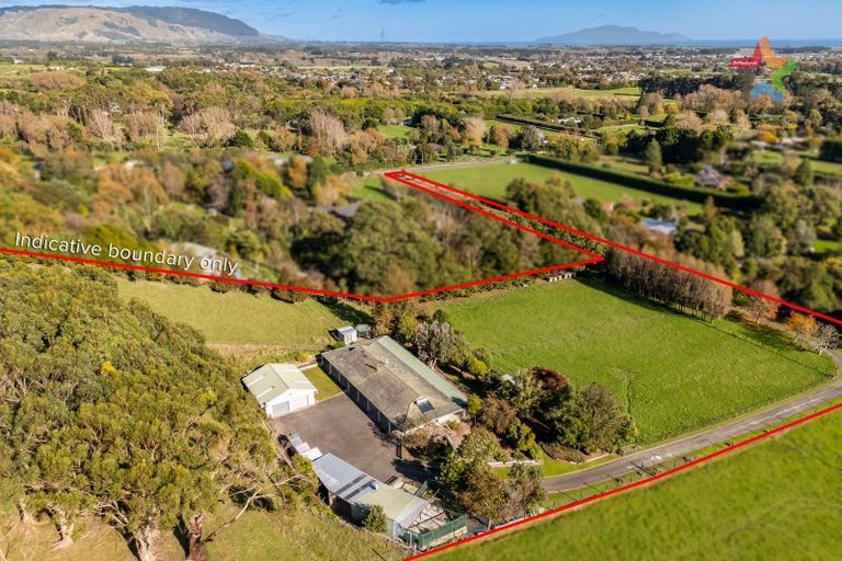 Photo of property in 80 Greenwood Boulevard, Otaki, 5512