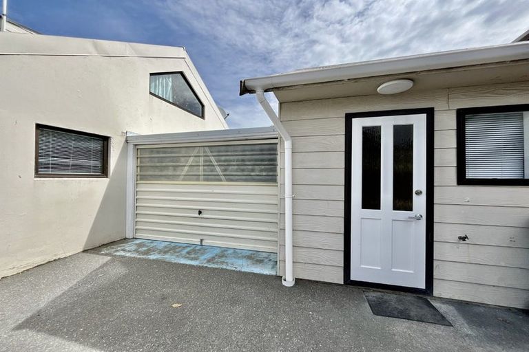 Photo of property in 2/11 Burns Street, Sydenham, Christchurch, 8023