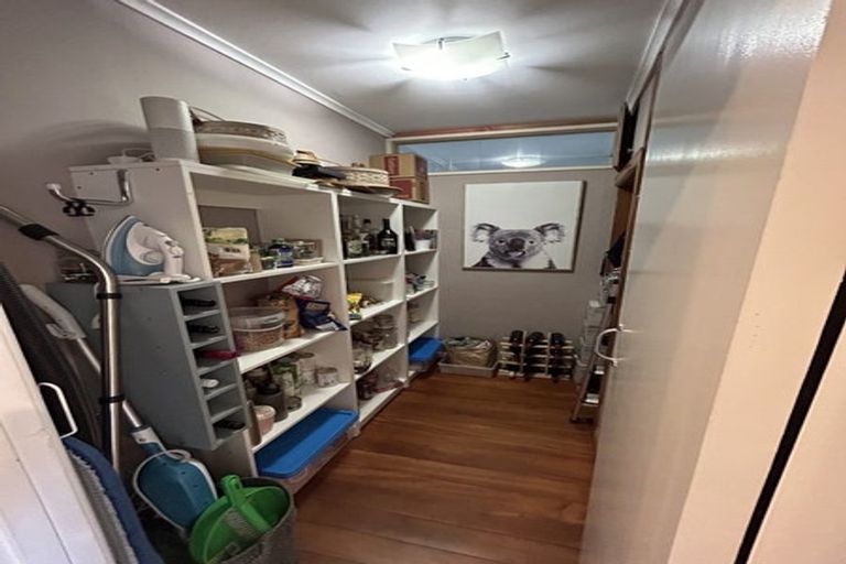 Photo of property in 33 Elliott Crescent, Havelock North, 4130