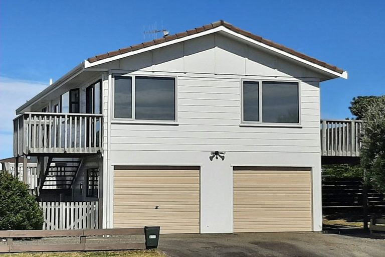 Photo of property in 266 Manly Street, Paraparaumu Beach, Paraparaumu, 5032