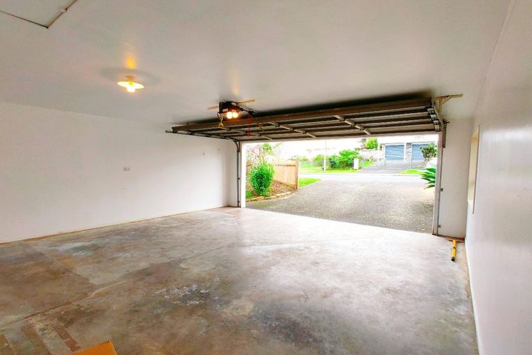 Photo of property in 79 Garton Drive, Massey, Auckland, 0614