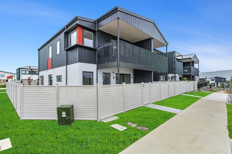 Photo of property in 66 Katikati Drive, Manurewa, 2102