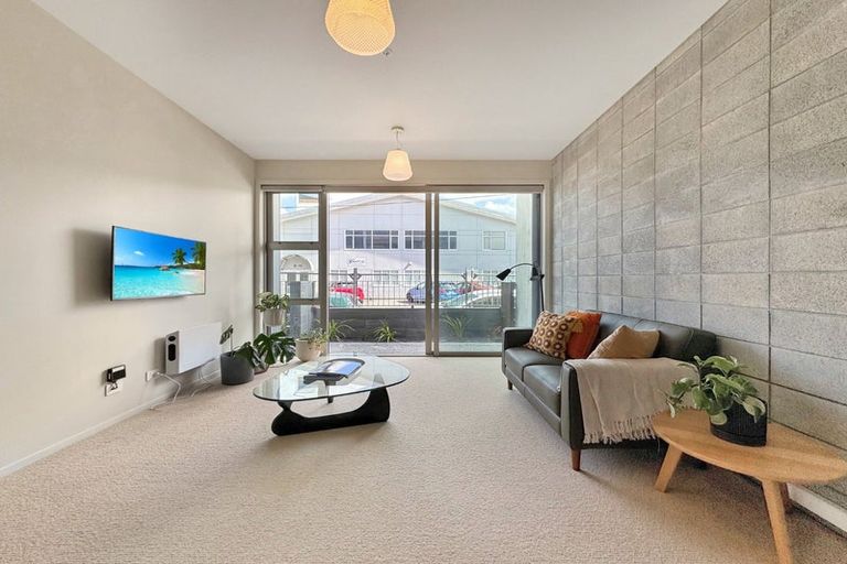 Photo of property in Vela Apartments, 2/g01 Campbell Terrace, Petone, Lower Hutt, 5012