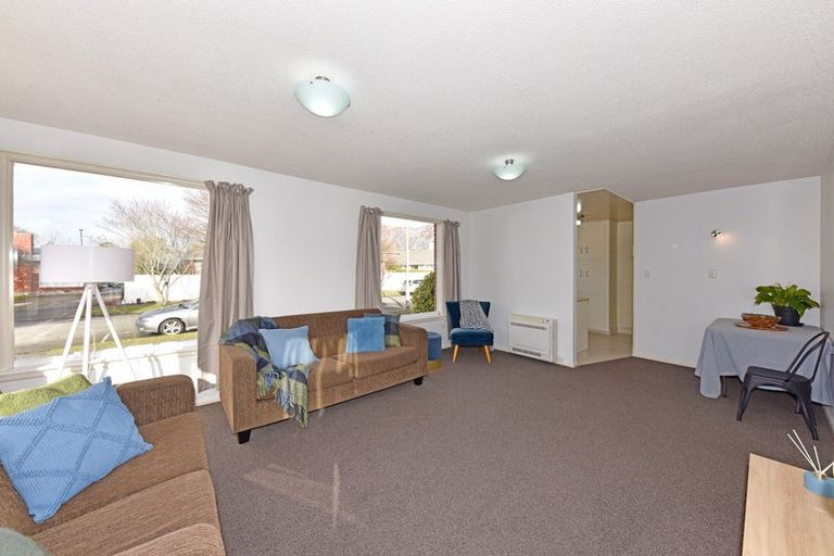 Photo of property in 14 Newbridge Place, Ilam, Christchurch, 8041