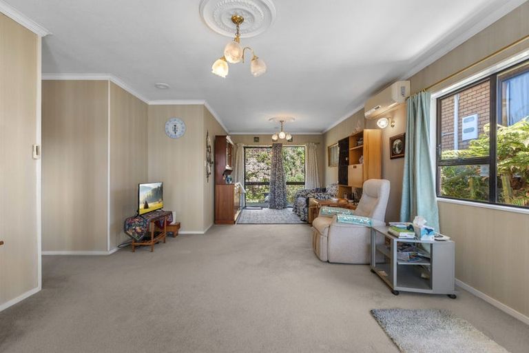 Photo of property in 18a Esmeralda Street, Welcome Bay, Tauranga, 3112