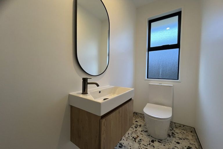 Photo of property in 16 Oriel Way, Rolleston, 7614