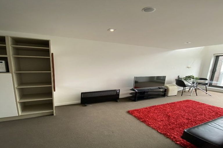 Photo of property in Republic Apartments, 5b/11 Tennyson Street, Te Aro, Wellington, 6011