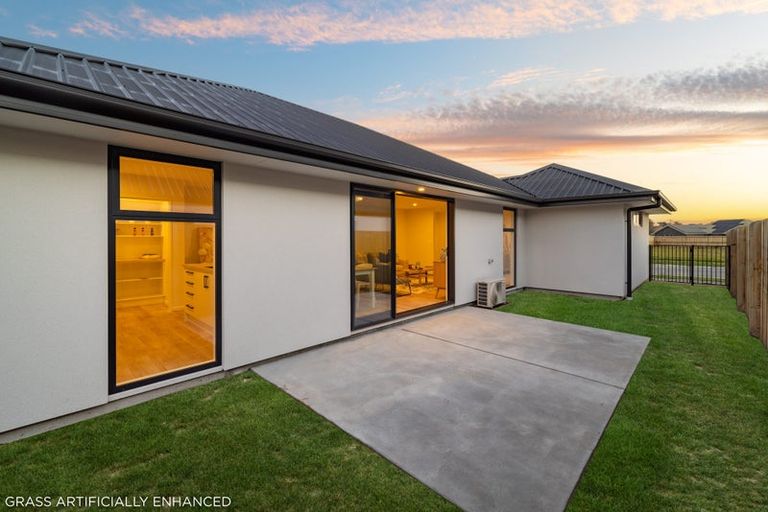 Photo of property in 10 Matamoe Drive, Halswell, Christchurch, 8025