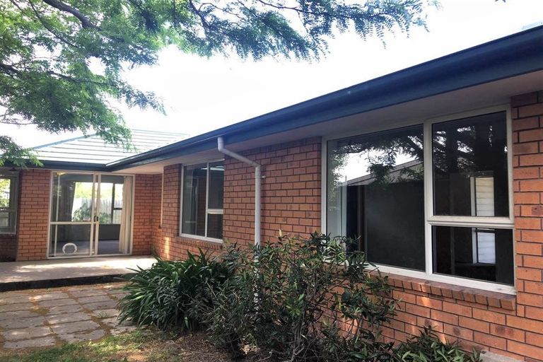 Photo of property in 11a Huia Street, Riccarton, Christchurch, 8041