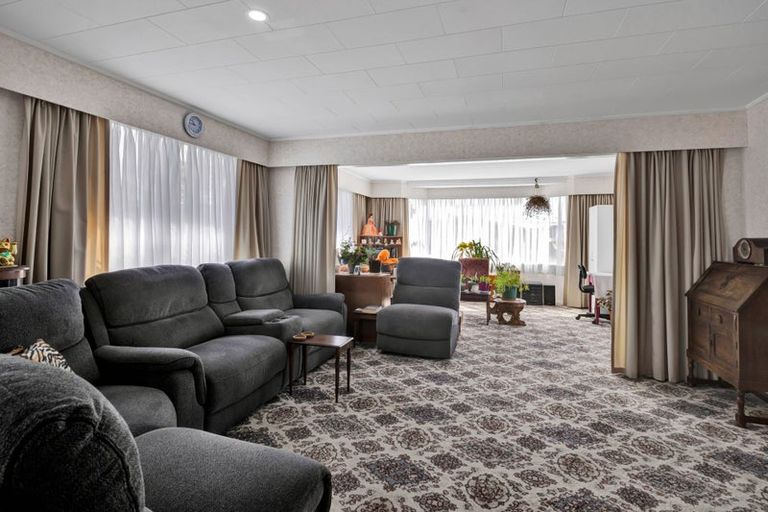 Photo of property in 35 Murdoch Street, Hawera, 4610