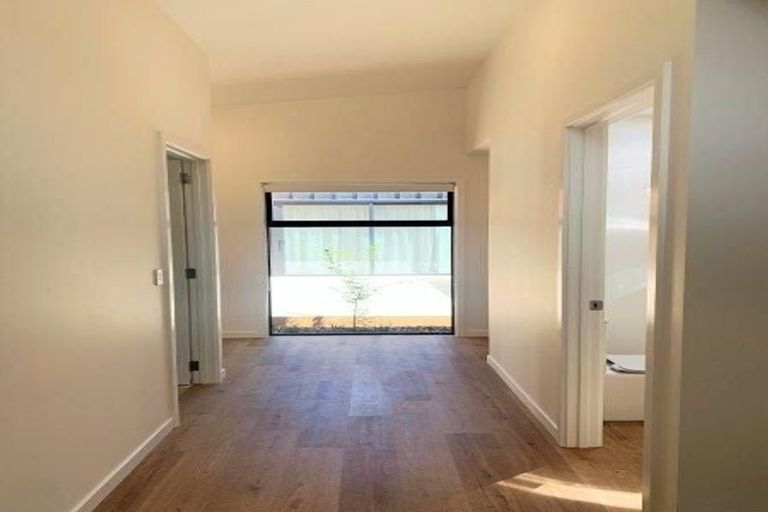 Photo of property in 17 Mills Road, Wanaka, 9305