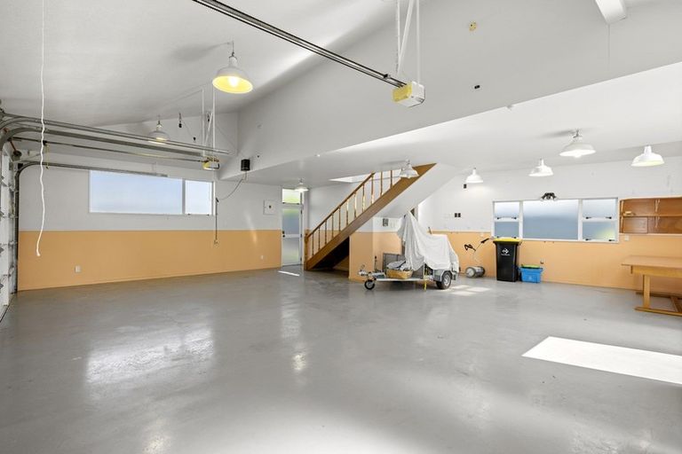 Photo of property in 100 Maxwells Road, Otumoetai, Tauranga, 3110
