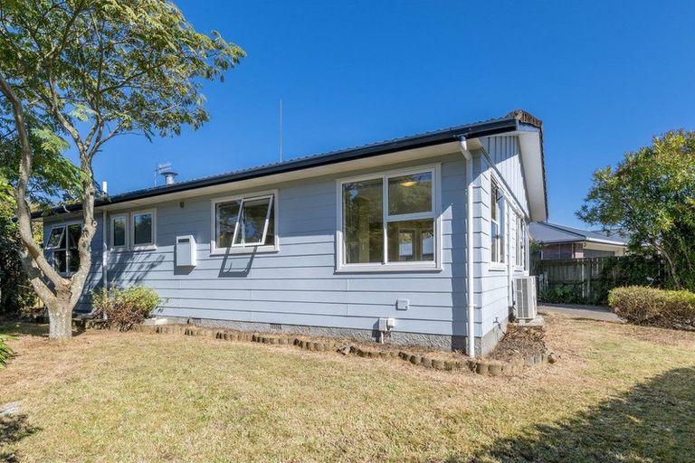 Photo of property in 75 Park Avenue, Waikanae, 5036