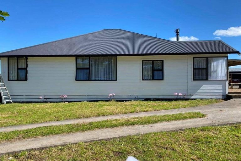 Photo of property in 6 King Edward Street, Eltham, 4322