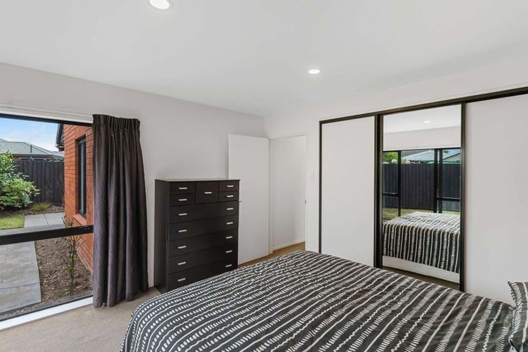 Photo of property in 14 Jocelyn Street, Casebrook, Christchurch, 8051