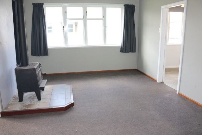 Photo of property in 8a Fairs Road, Milson, Palmerston North, 4414